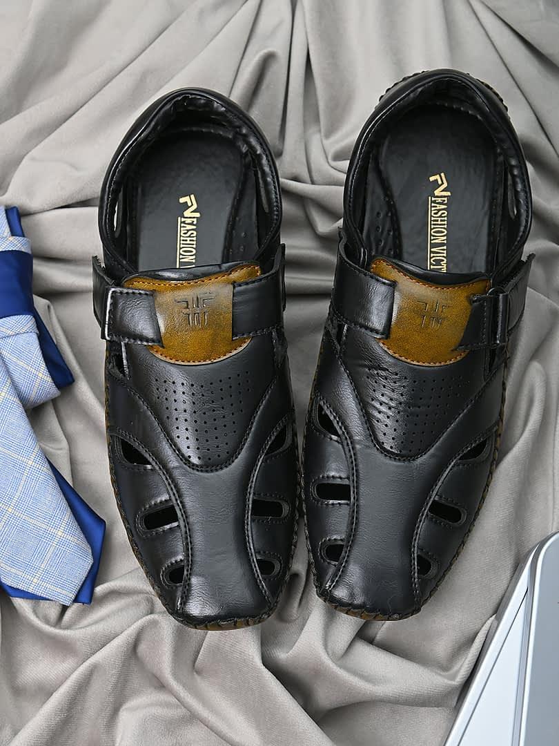fashion victim Men Black Shoe-Style Sandals