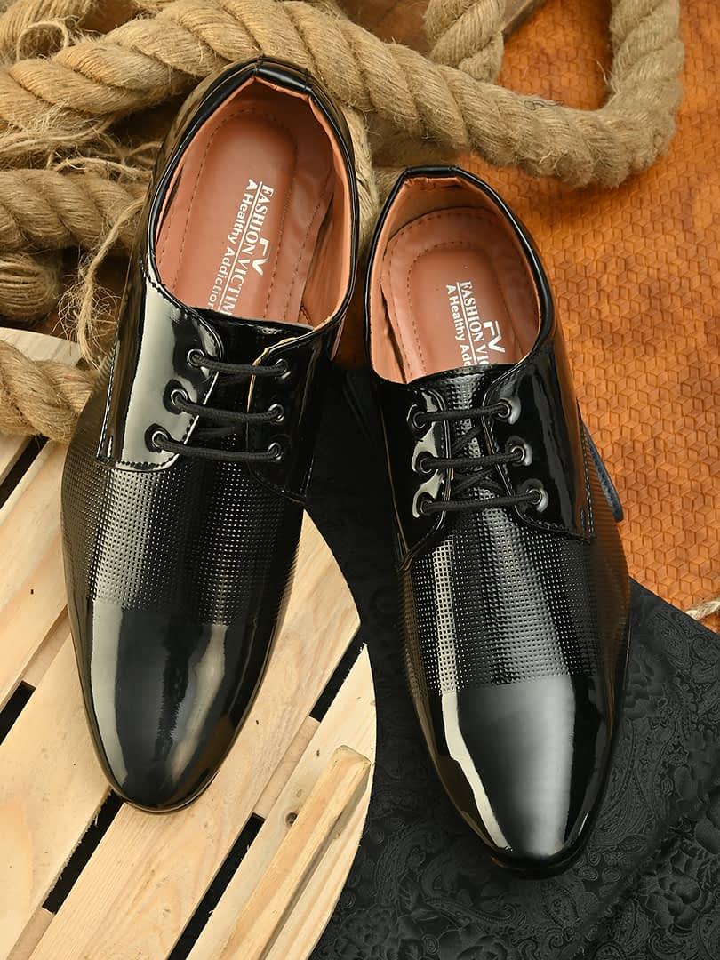 fashion victim Men Black Solid Formal Derbys