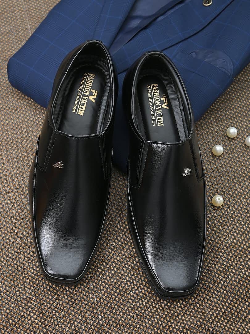 fashion victim Men Black Solid Formal Slip-Ons