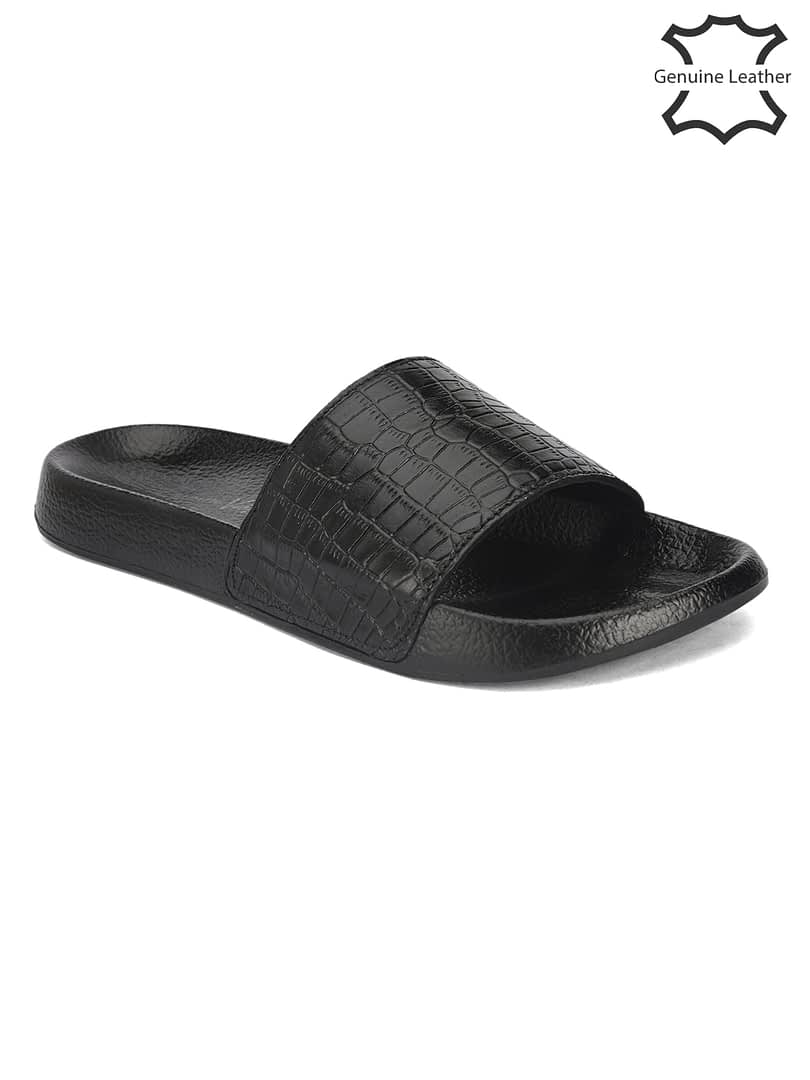 Fashion Victim Men Black Textured Leather Sliders