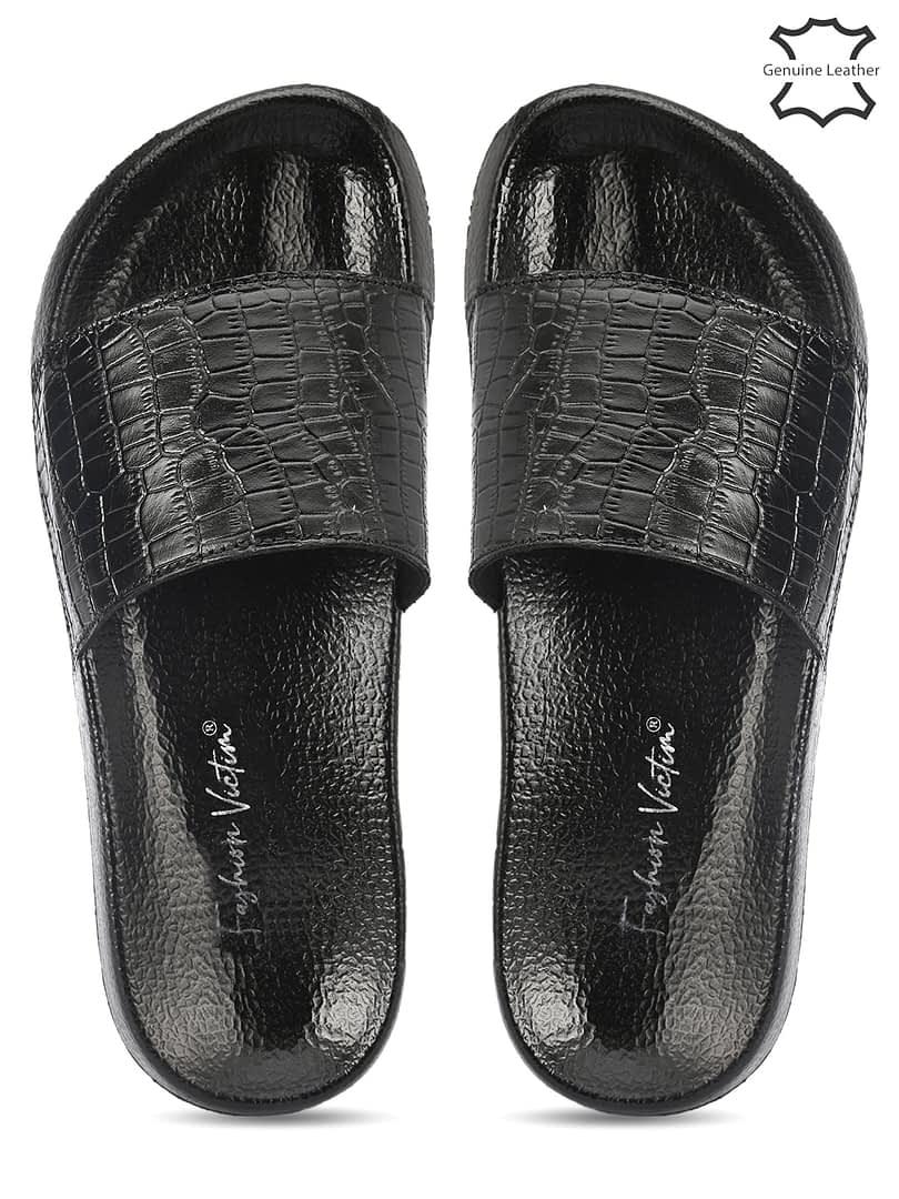 Fashion Victim Men Black Textured Leather Sliders