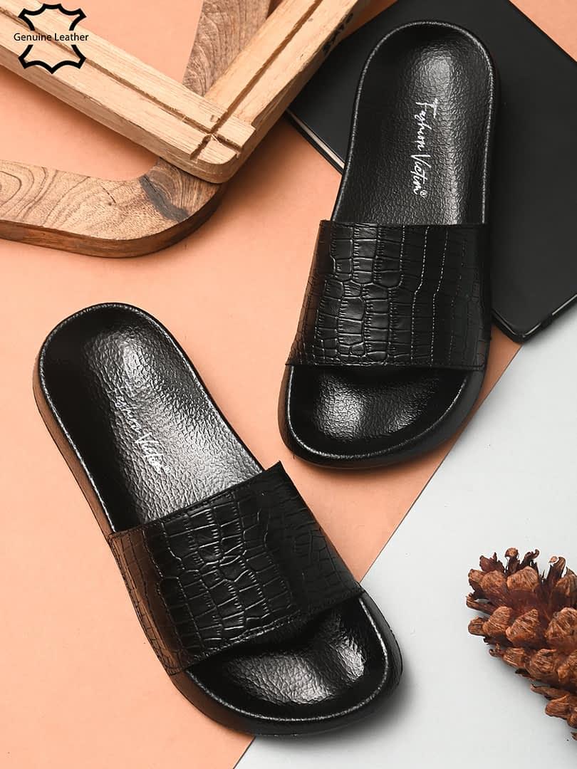 fashion victim Men Black Textured Leather Sliders