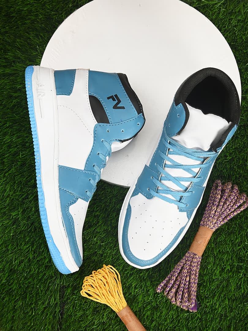 fashion victim Men Blue Colourblocked Sneakers