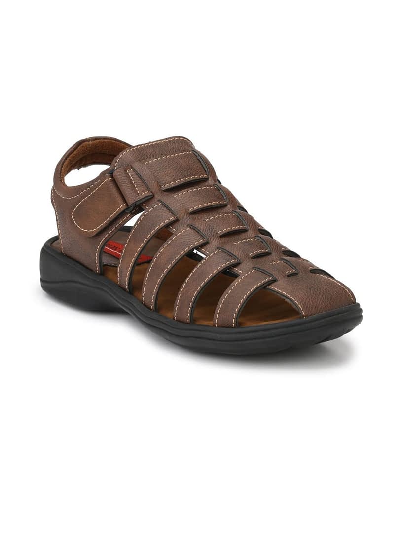 Fashion Victim Men Brown Shoe-Style Sandals