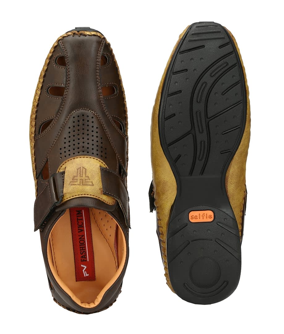 Fashion Victim Men Brown Shoe-Style Sandals