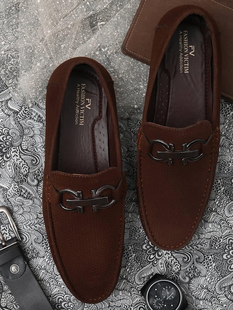 Fashion Victim Men Brown Textured Suede Loafers