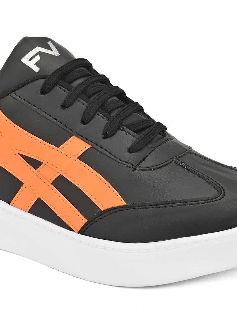 Fashion Victim Men Colourblocked Sneakers