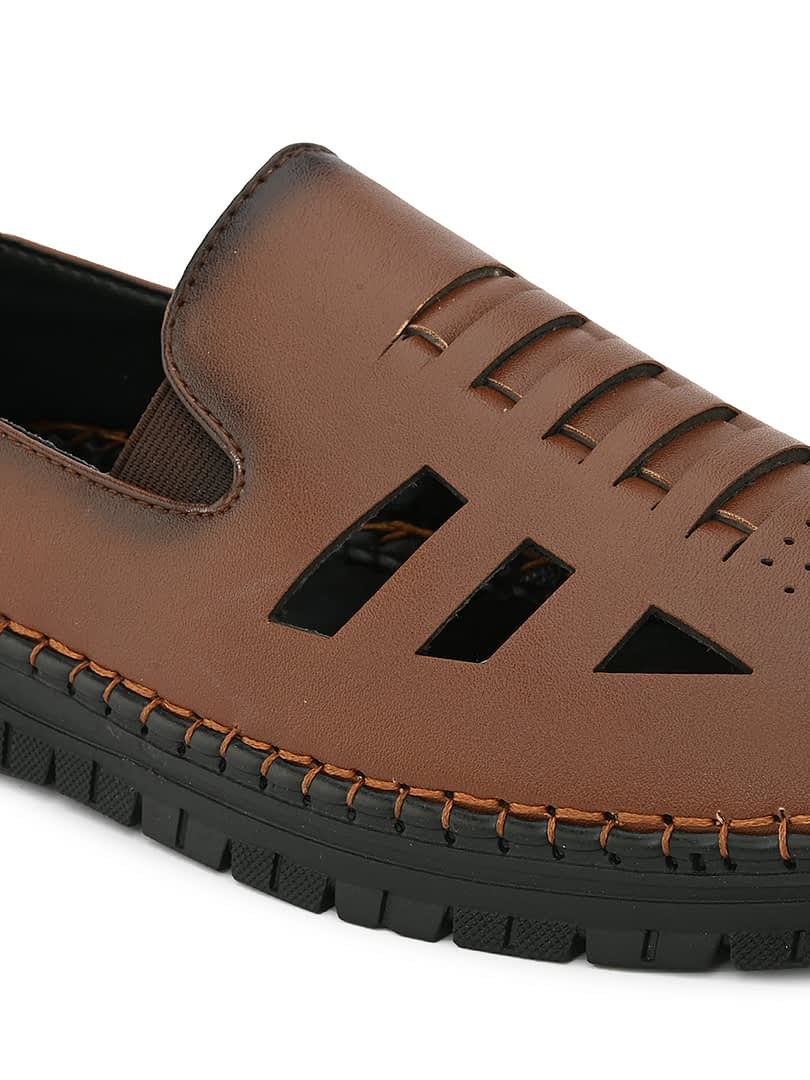 Fashion Victim Men Laser Cut Shoe-Style Sandals