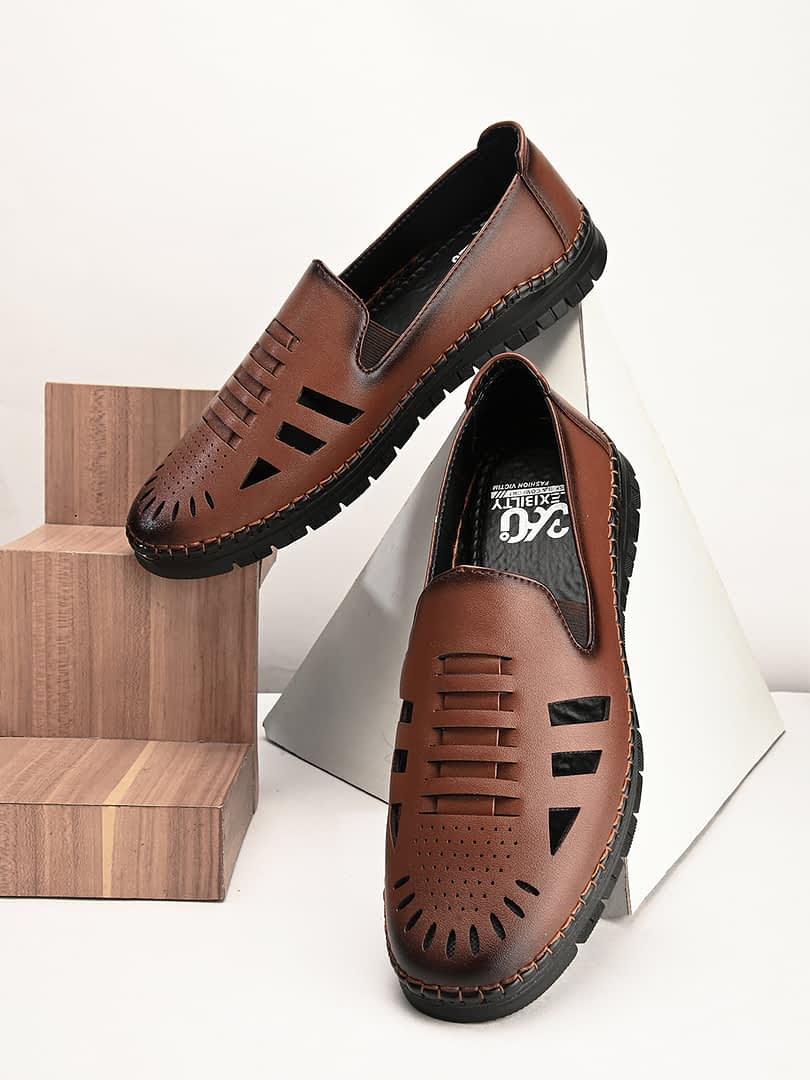 fashion victim Men Laser Cut Shoe-Style Sandals