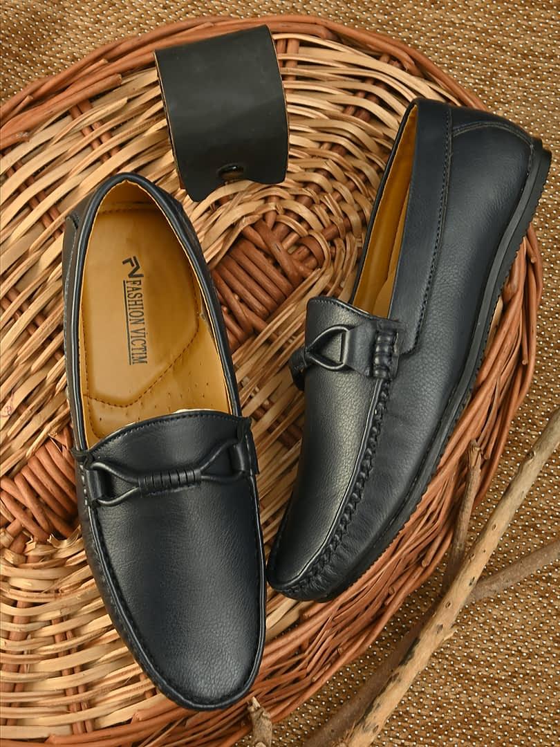 fashion victim Men Navy Blue Loafers