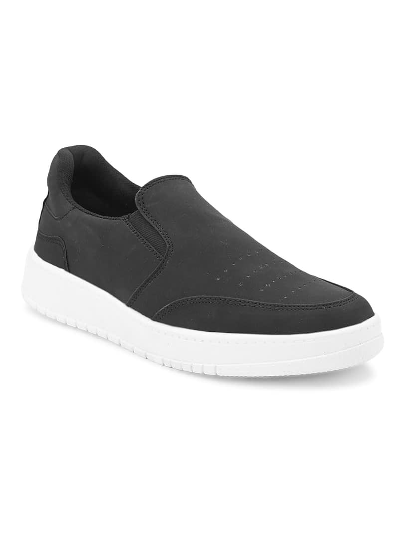 Fashion Victim Men Perforated Slip-On Sneakers