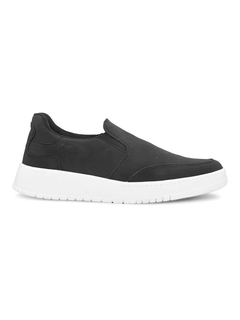 Fashion Victim Men Perforated Slip-On Sneakers