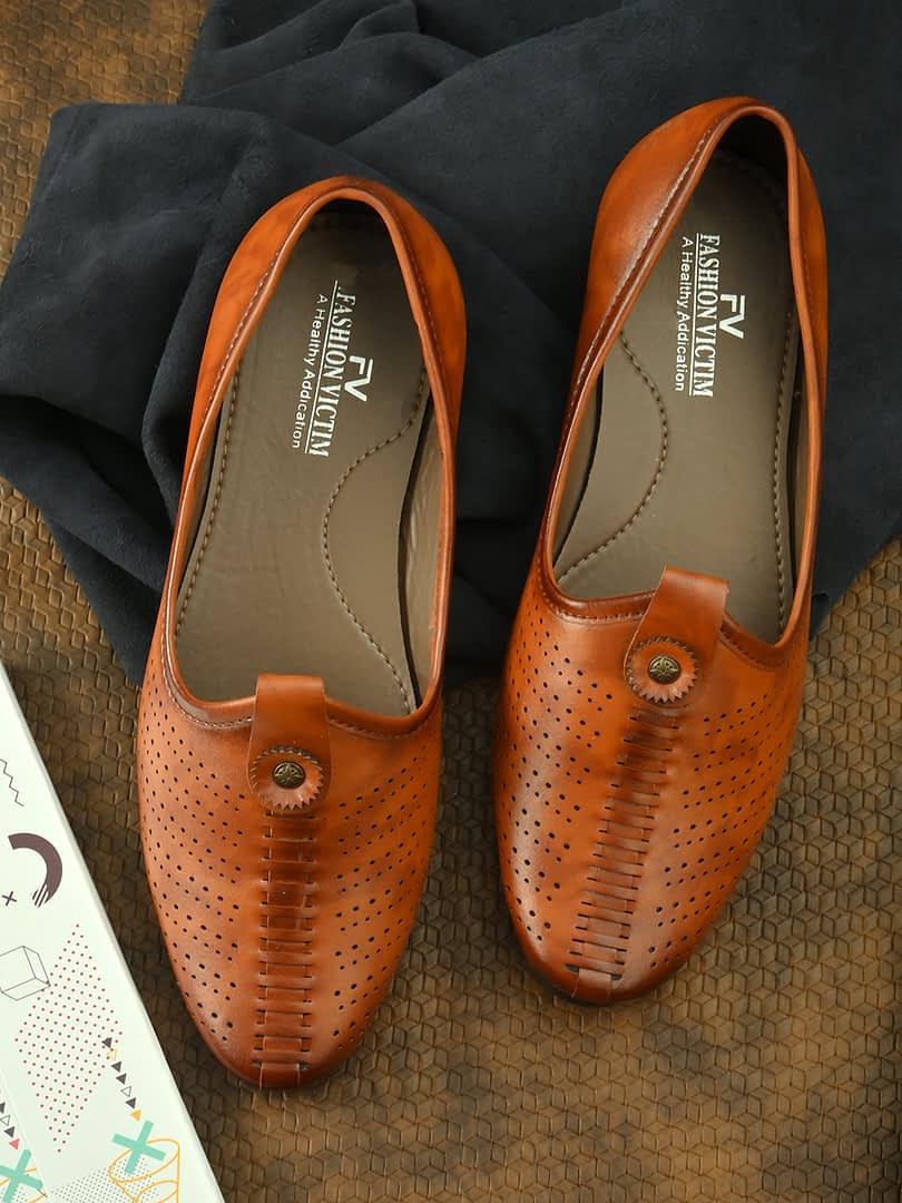 fashion victim Men Tan Brown Perforations Mojaris