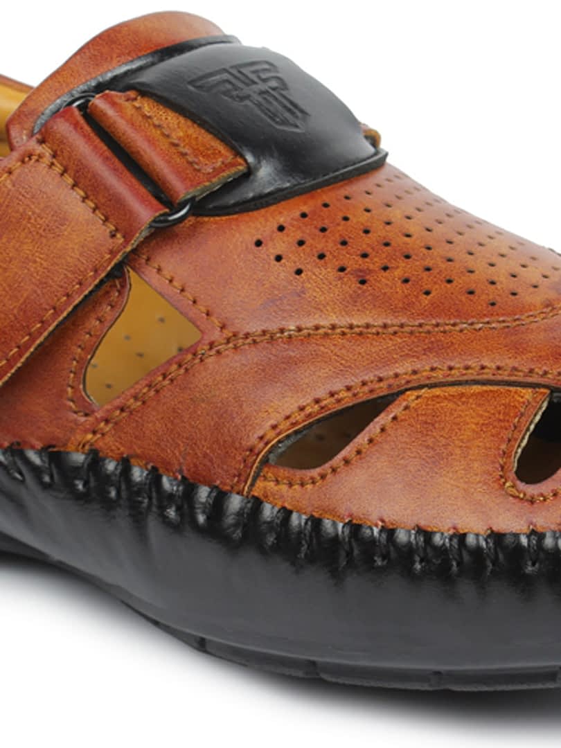 Fashion Victim Men Tan Shoe-Style Sandals