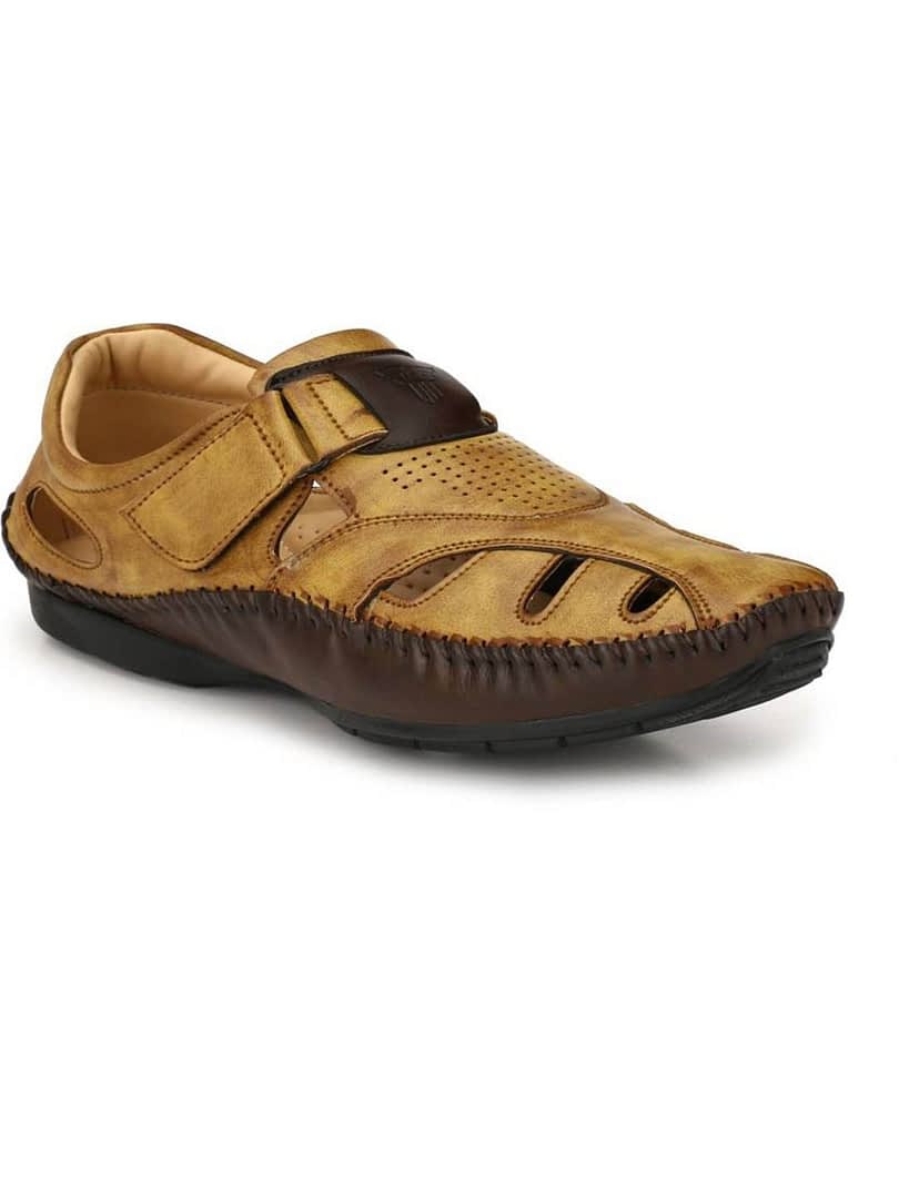 Fashion Victim Men Teek Shoe-Style Sandals