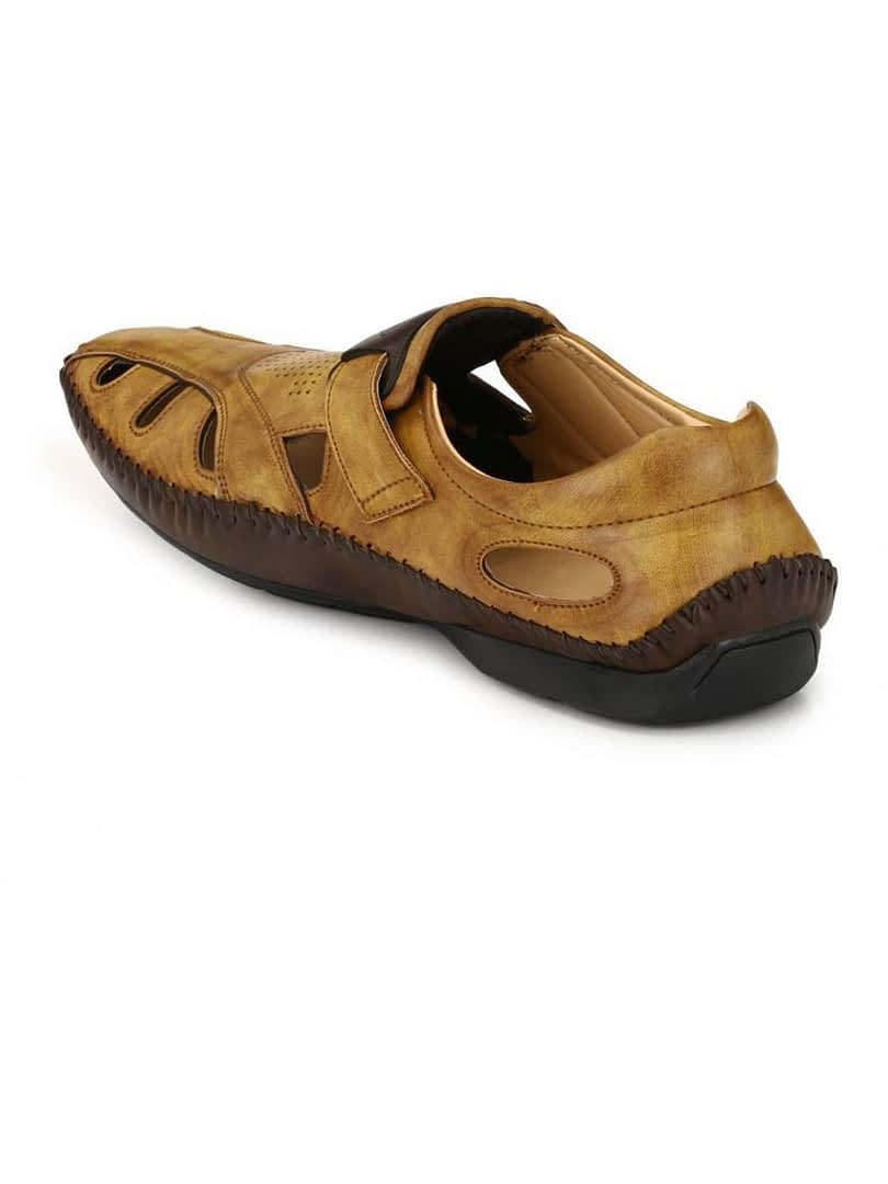 Fashion Victim Men Teek Shoe-Style Sandals