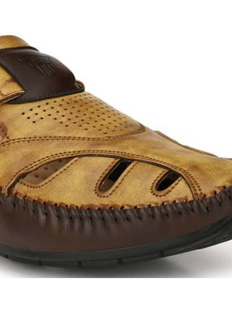 Fashion Victim Men Teek Shoe-Style Sandals