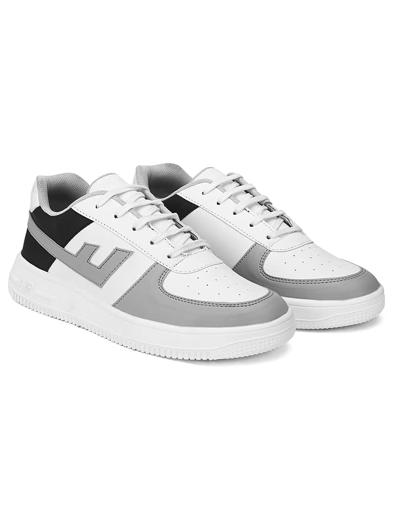 Fashion Victim Men White Colourblocked Sneakers