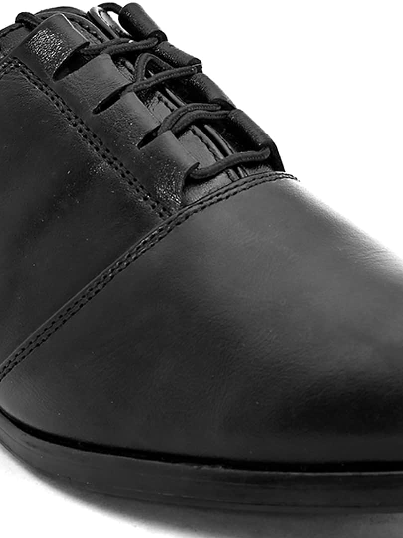 Fashion Victim Men Black Solid Leather Formal Oxfords