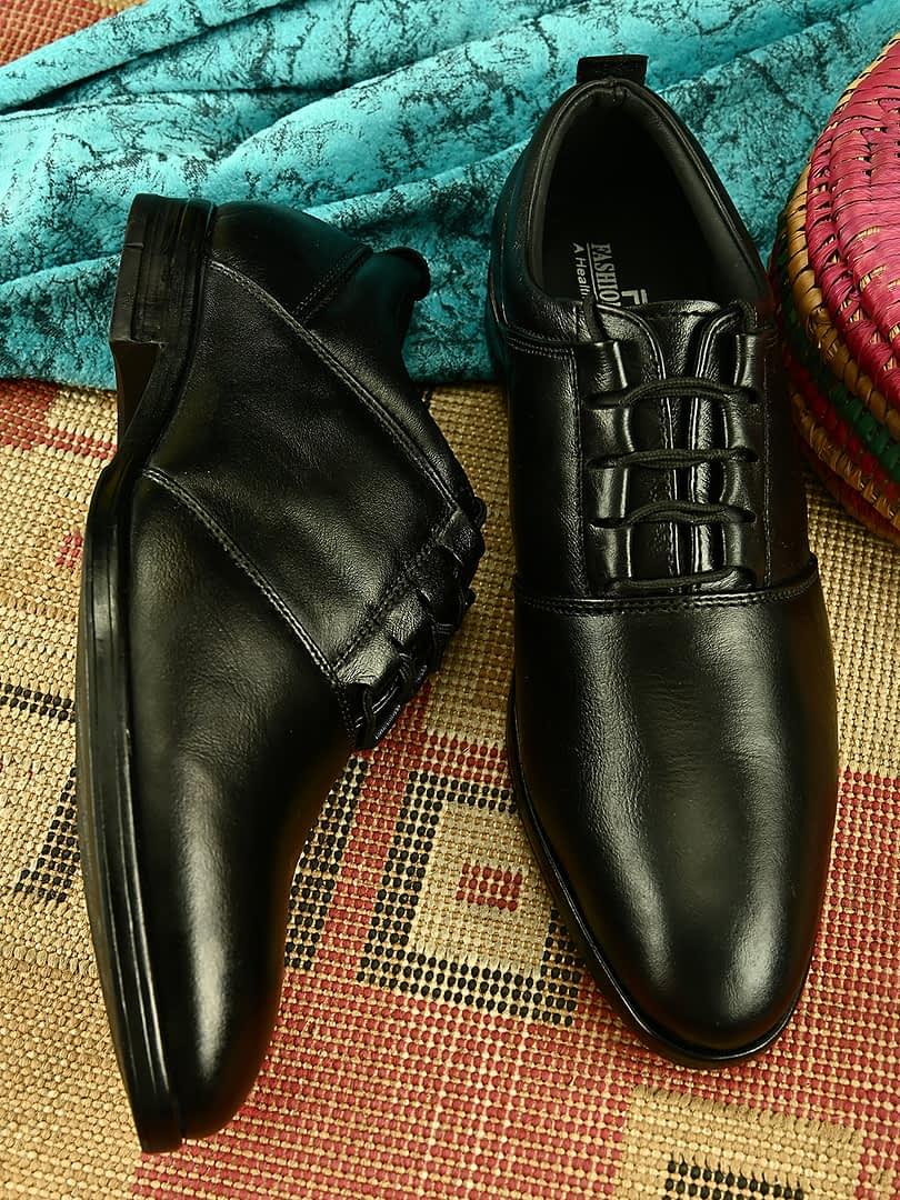 fashion victim Men Black Solid Leather Formal Oxfords