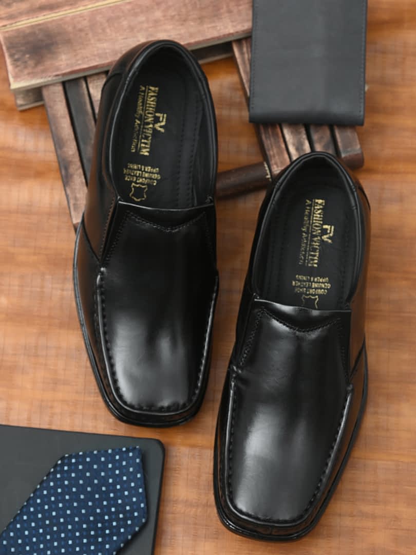 fashion victim Men Black Solid Leather Formal Slip-Ons