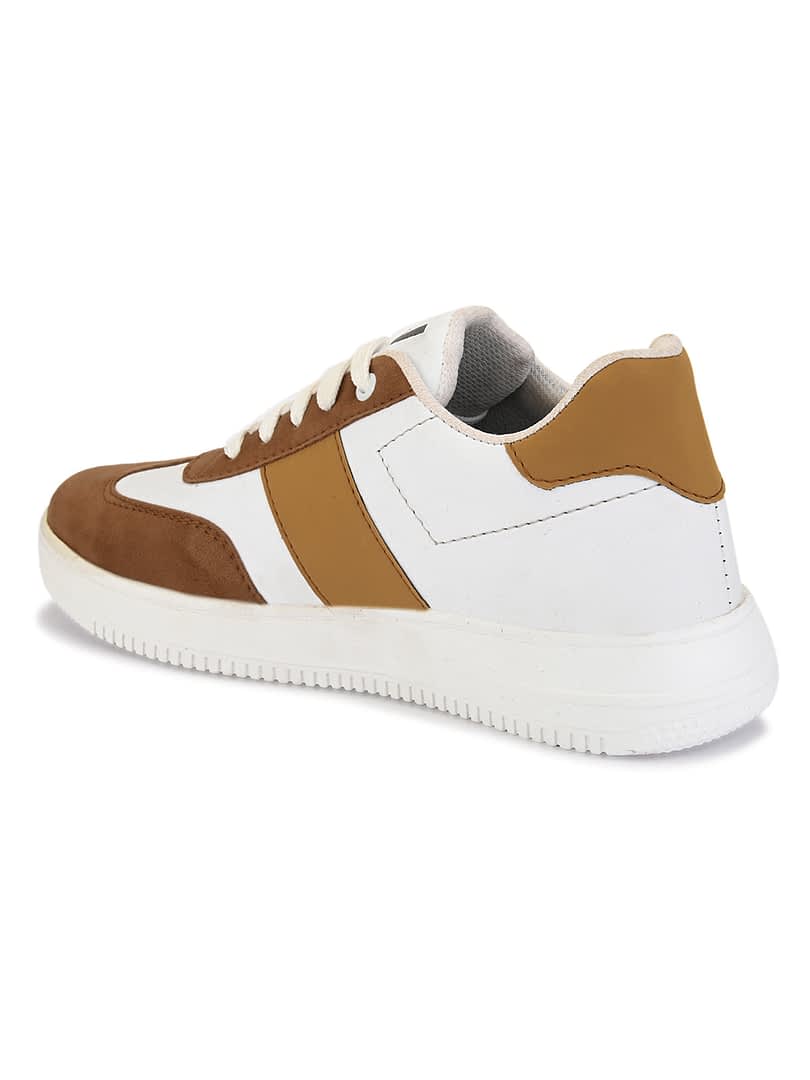 Fashion Victim Men Colourblocked Lightweight Sneakers