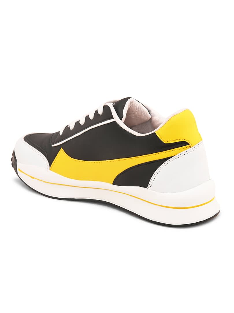 Fashion Victim Men Colourblocked Lightweight Sneakers