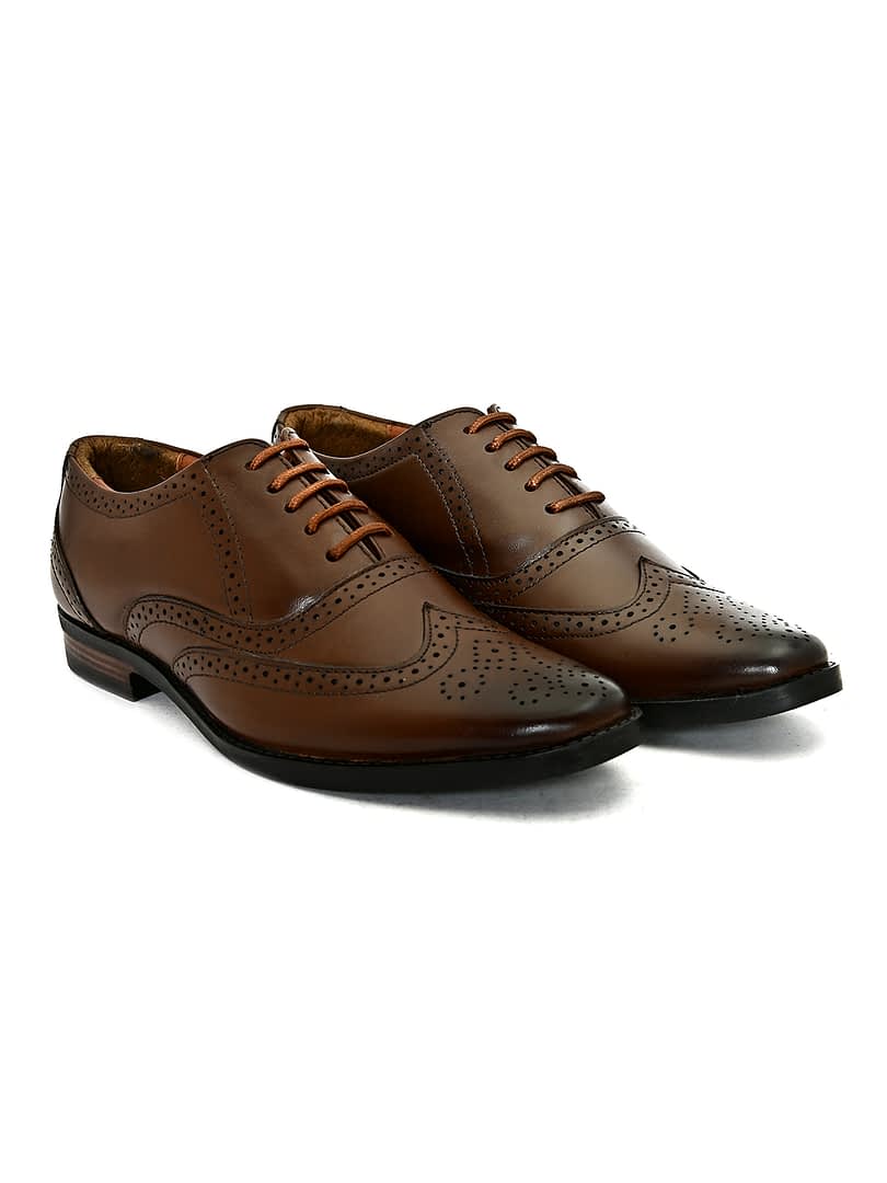 Fashion Victim Men Genuine Leather Textured Formal Brogues