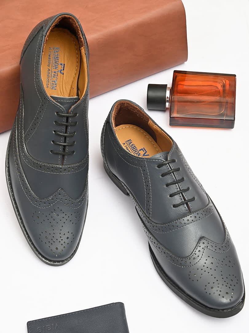 fashion victim Men Genuine Leather Textured Formal Brogues
