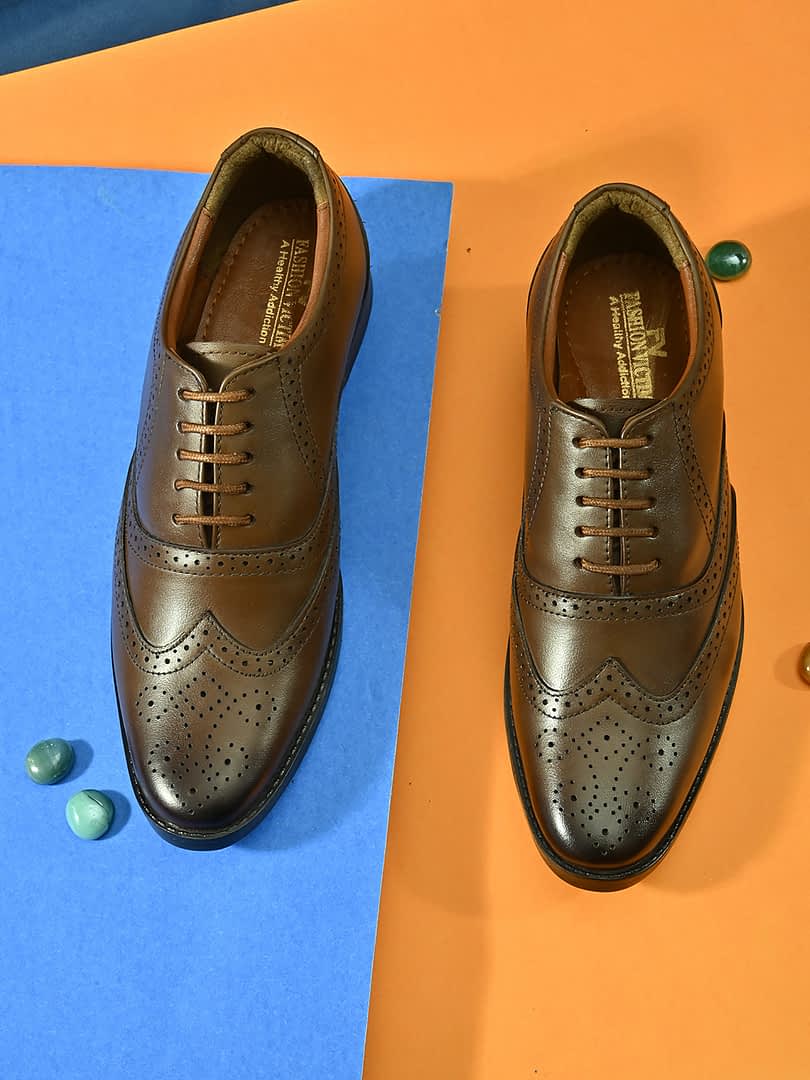 fashion victim Men Genuine Leather Textured Formal Brogues