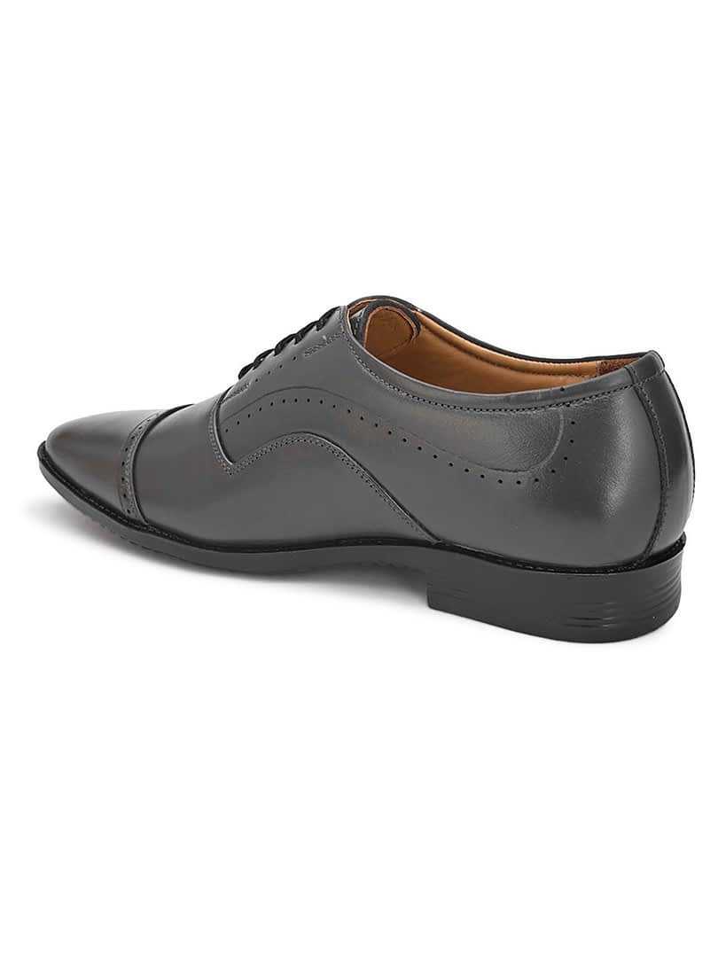 Fashion Victim Men Grey Solid Leather Formal Oxfords