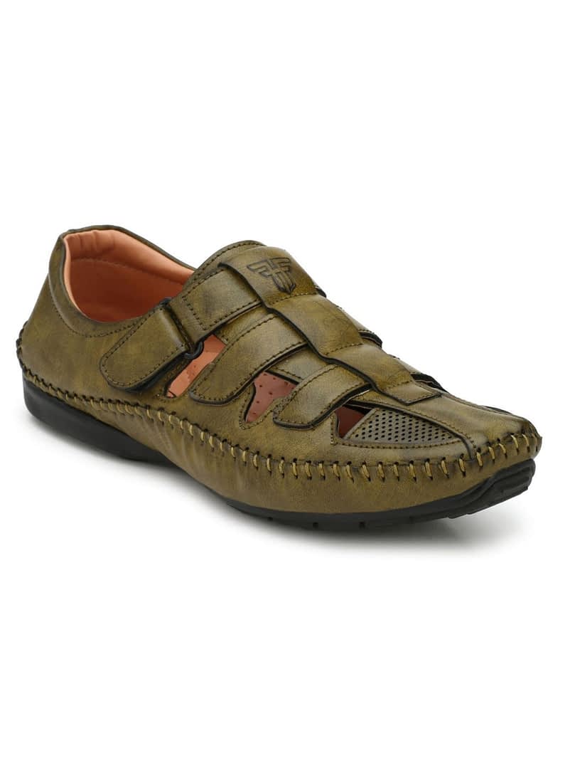 Fashion Victim Men Olive Green Solid Fisherman Sandals