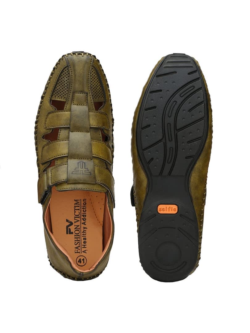 Fashion Victim Men Olive Green Solid Fisherman Sandals