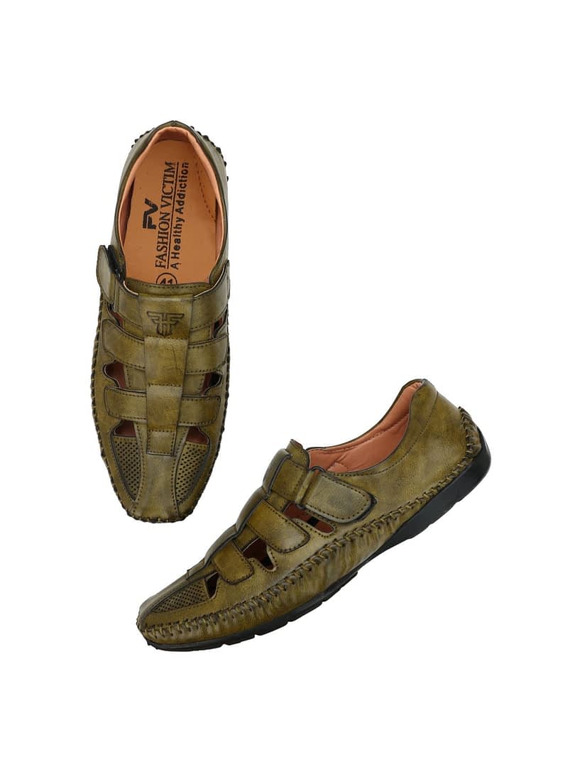 Fashion Victim Men Olive Green Solid Fisherman Sandals