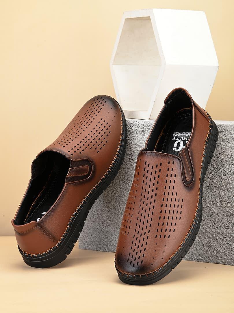 fashion victim Men Textured Leather Upper Stitch Formal Slip-On Shoes