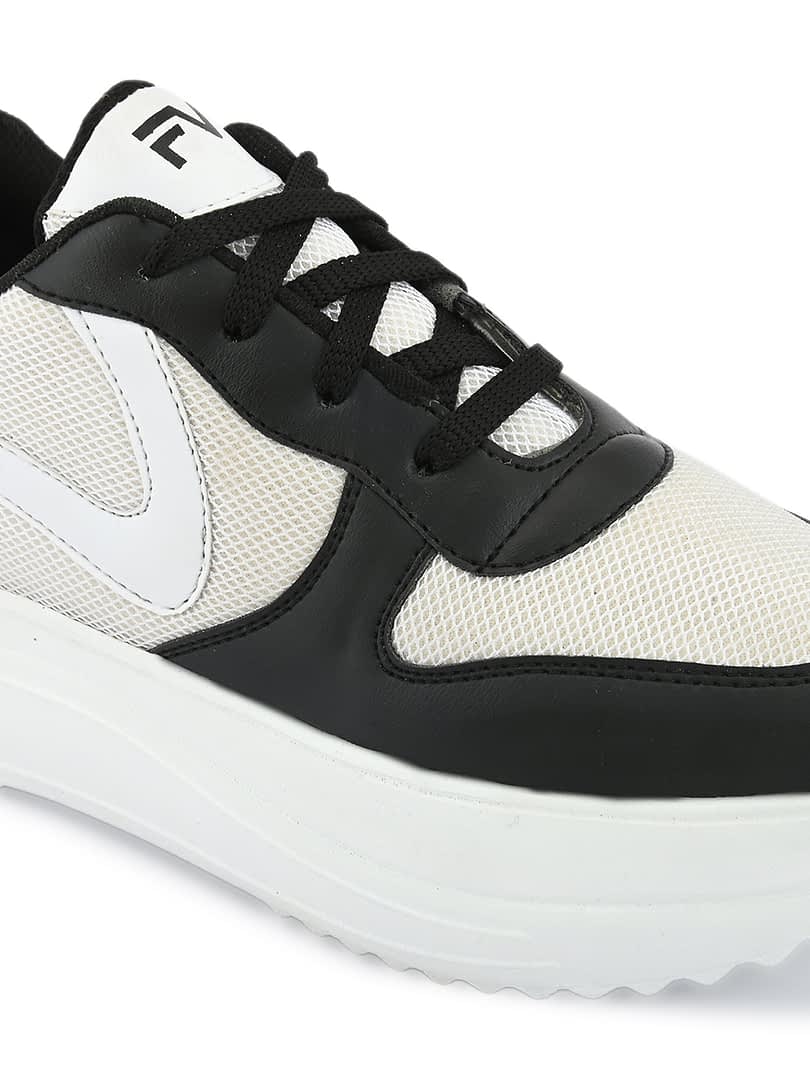 Fashion Victim Women Colourblocked Lightweight Sneakers