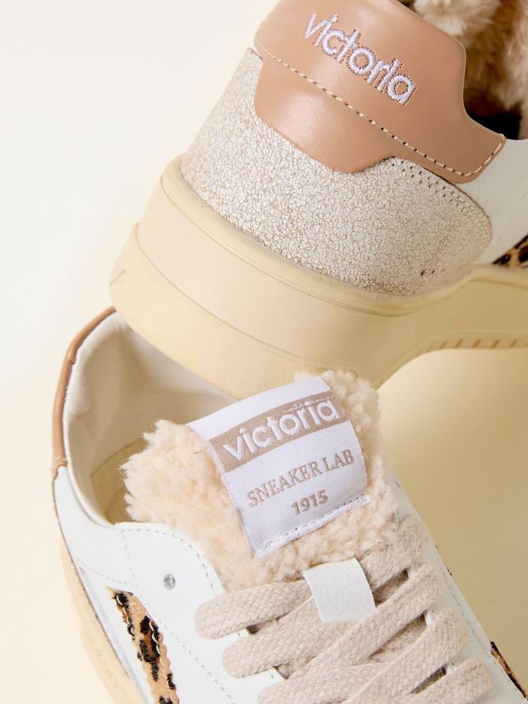 Fat Face Camel Victoria Suel Animal Trainers