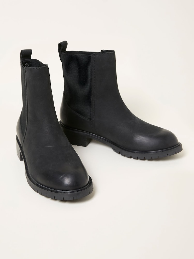 fat face Evelyn Black Chelsea Boot