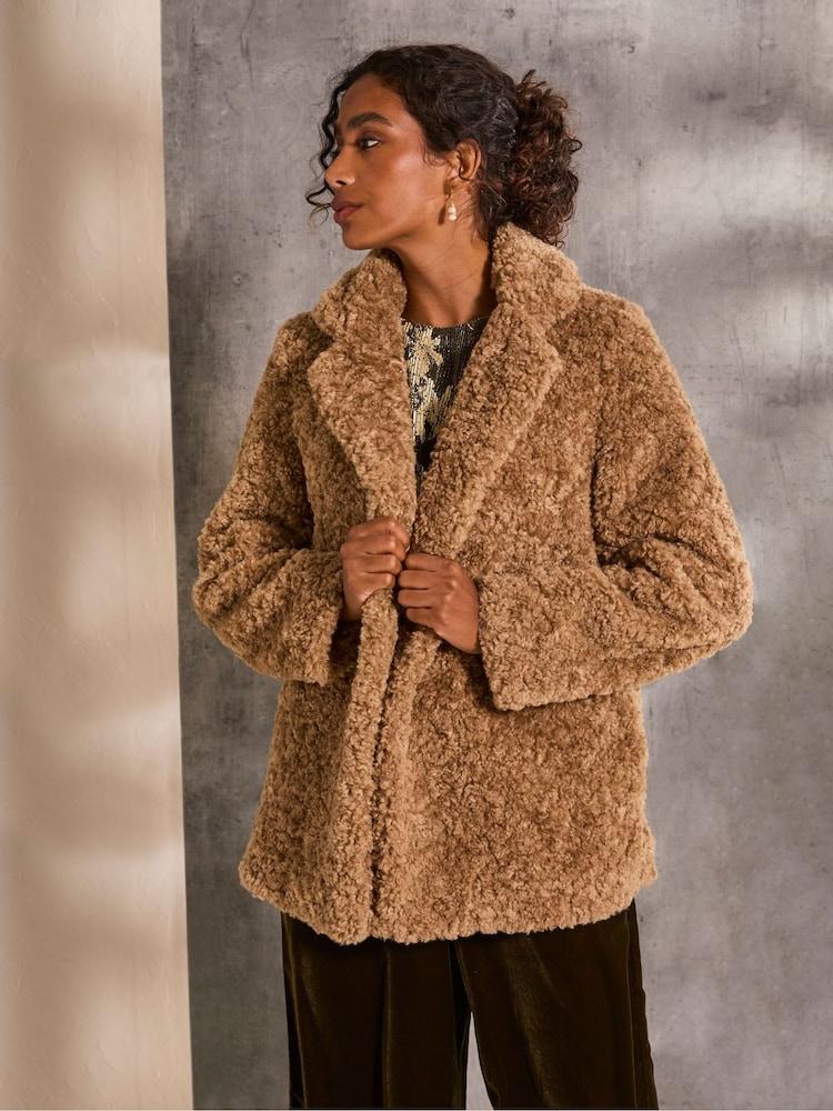 fat face Maggie Natural Short Teddy Coat