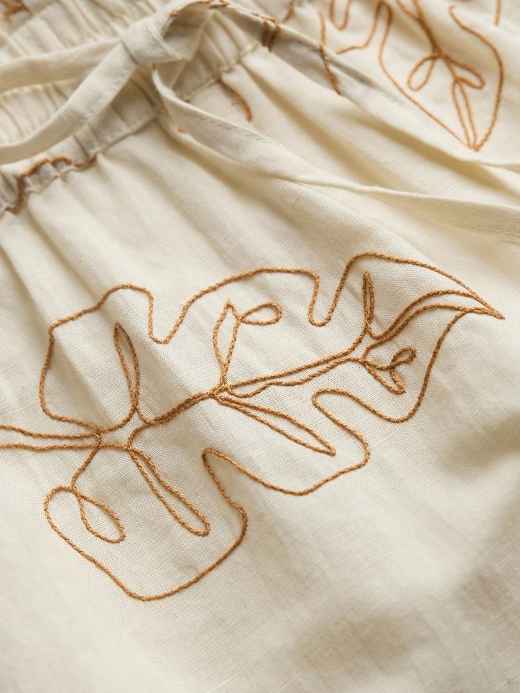 fat face Natural Leaf Embroidered Short