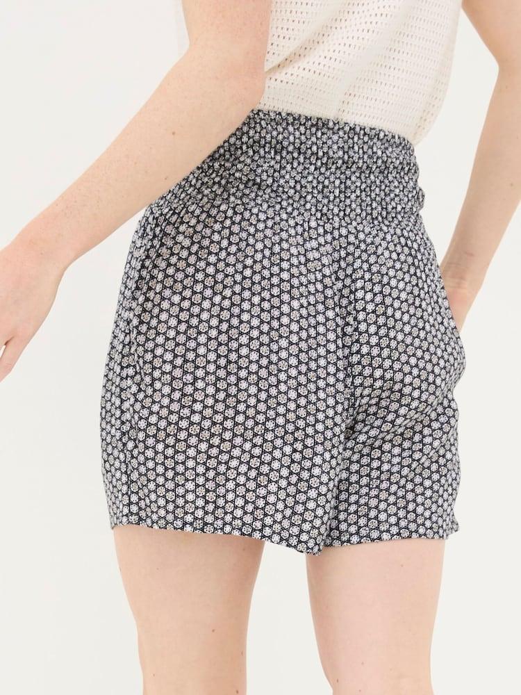 Fat Face Rylee Black Star Geo Shirred Shorts