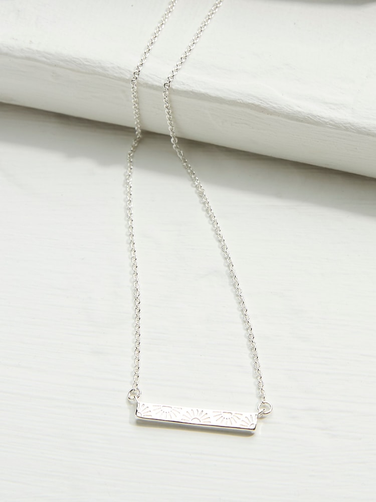 Fat Face Silver Tone Flower Engraved Necklace