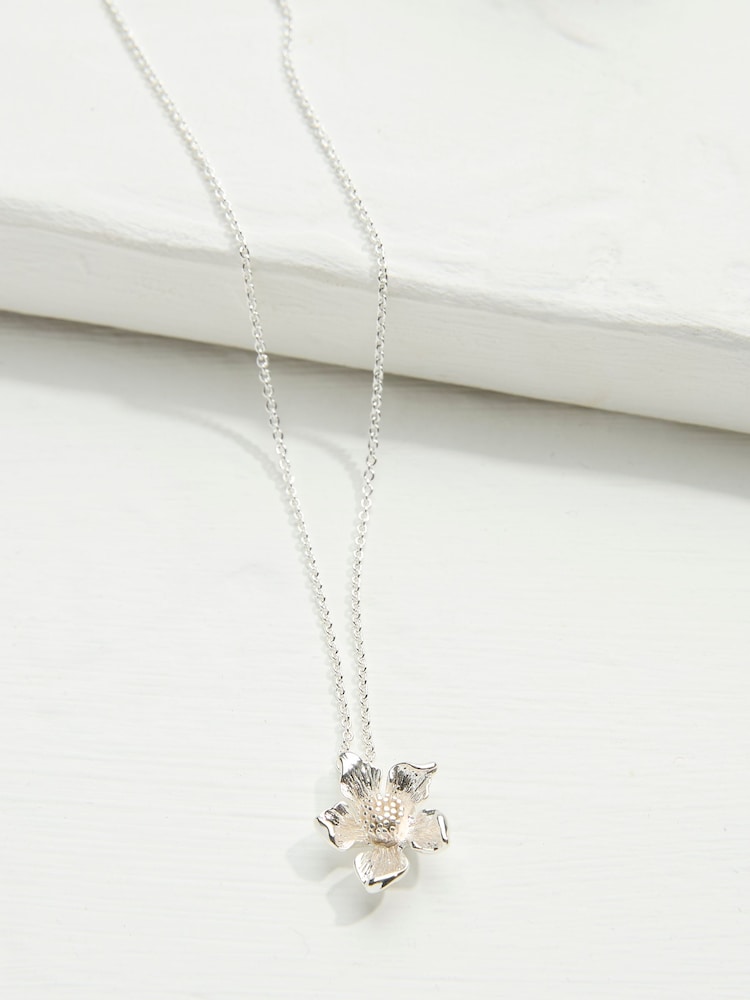 Fat Face Silver Tone Flower Pendant Necklace