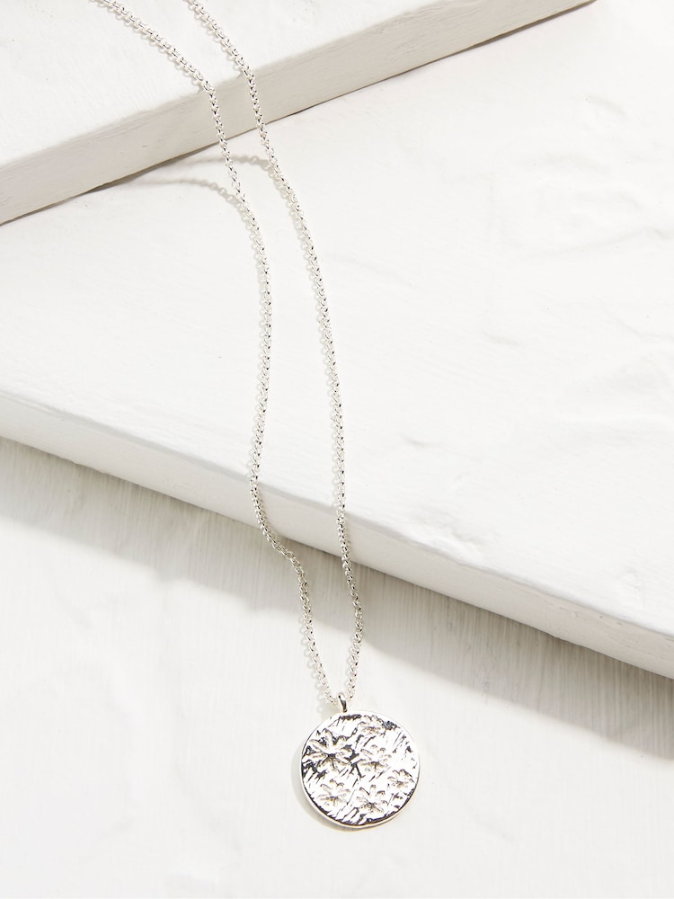 fat face Silver Tone Flower Embossed Pendant Necklace