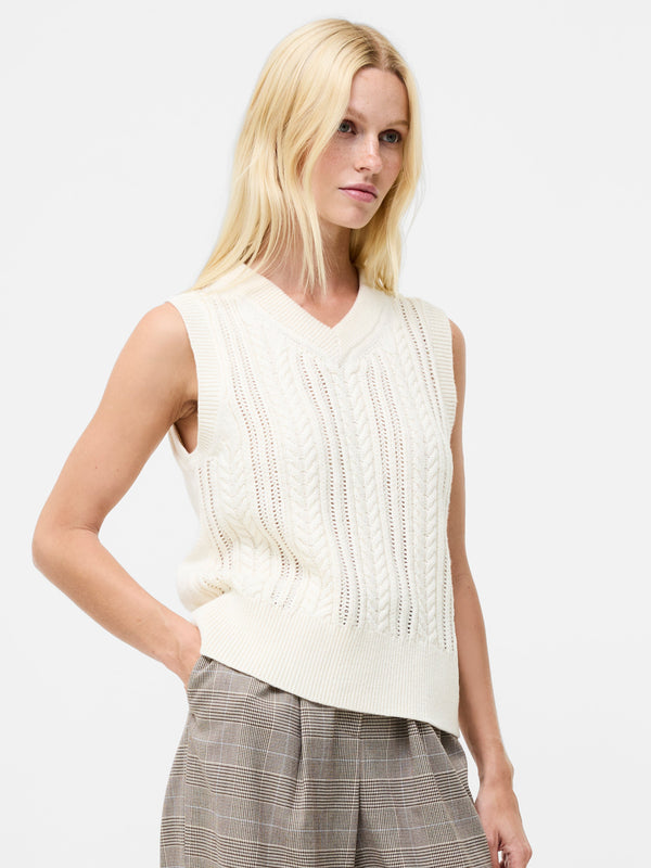 Fcuk Glinda Cable Knit Vest Porcelain Cream