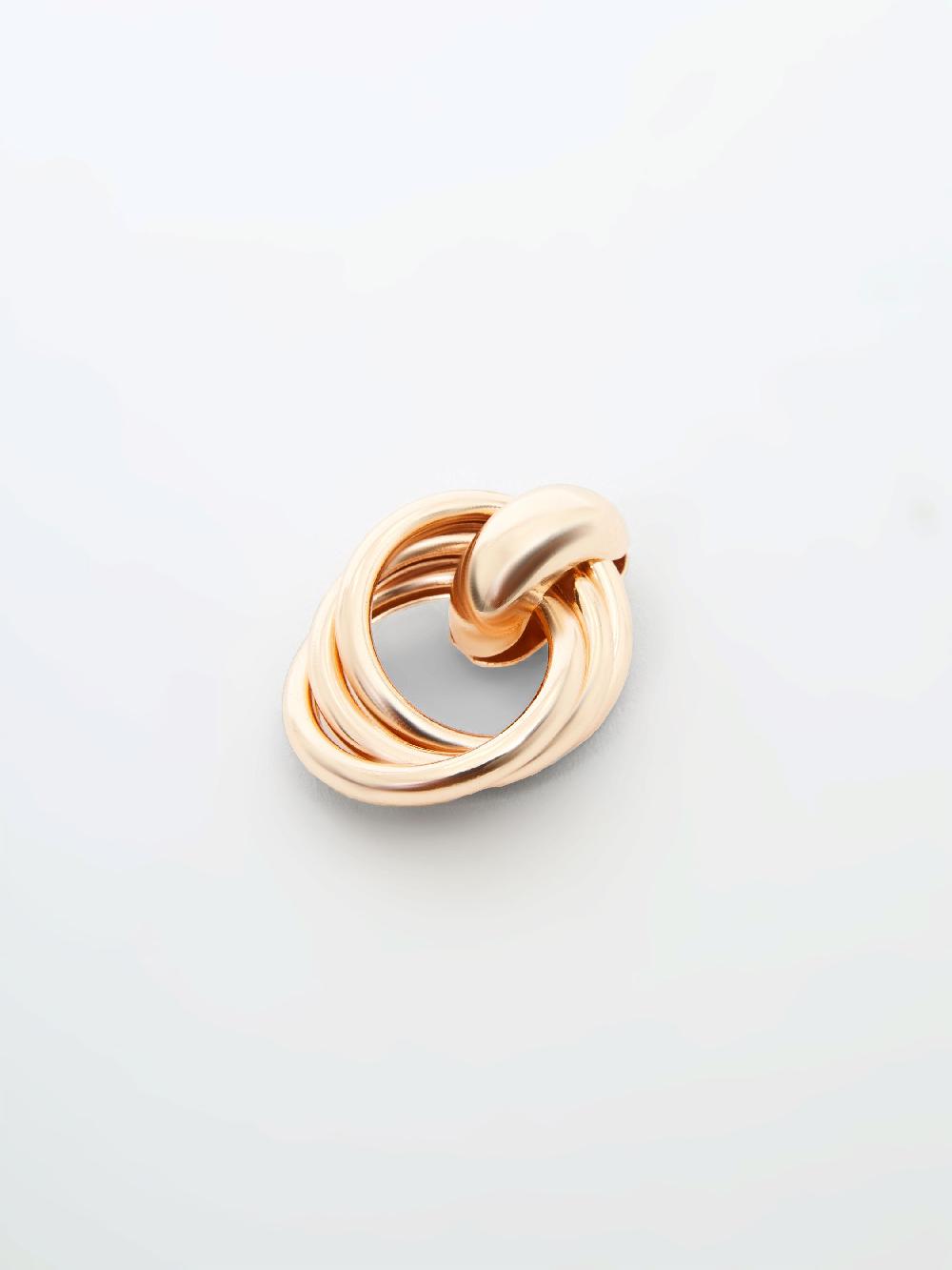 Fcuk Interlocking Metal Knot Earrings Gold