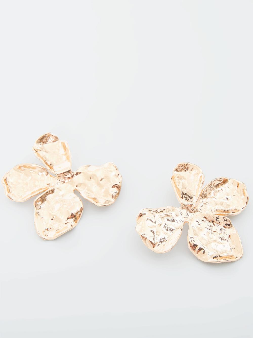 Fcuk Oversized Hammered Flower Stud Earrings Gold