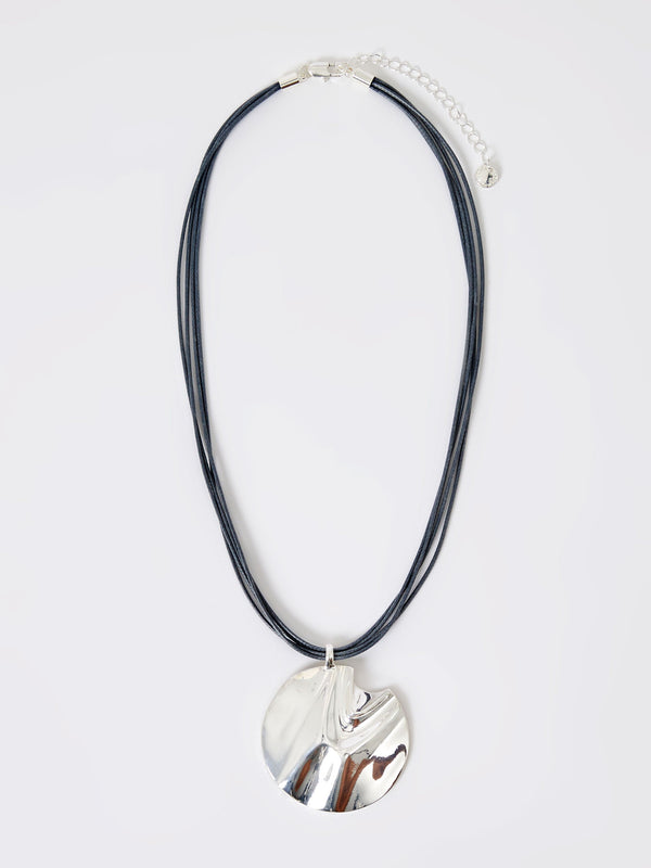 fcuk Rope Hammered Disc Pendant Necklace Silver