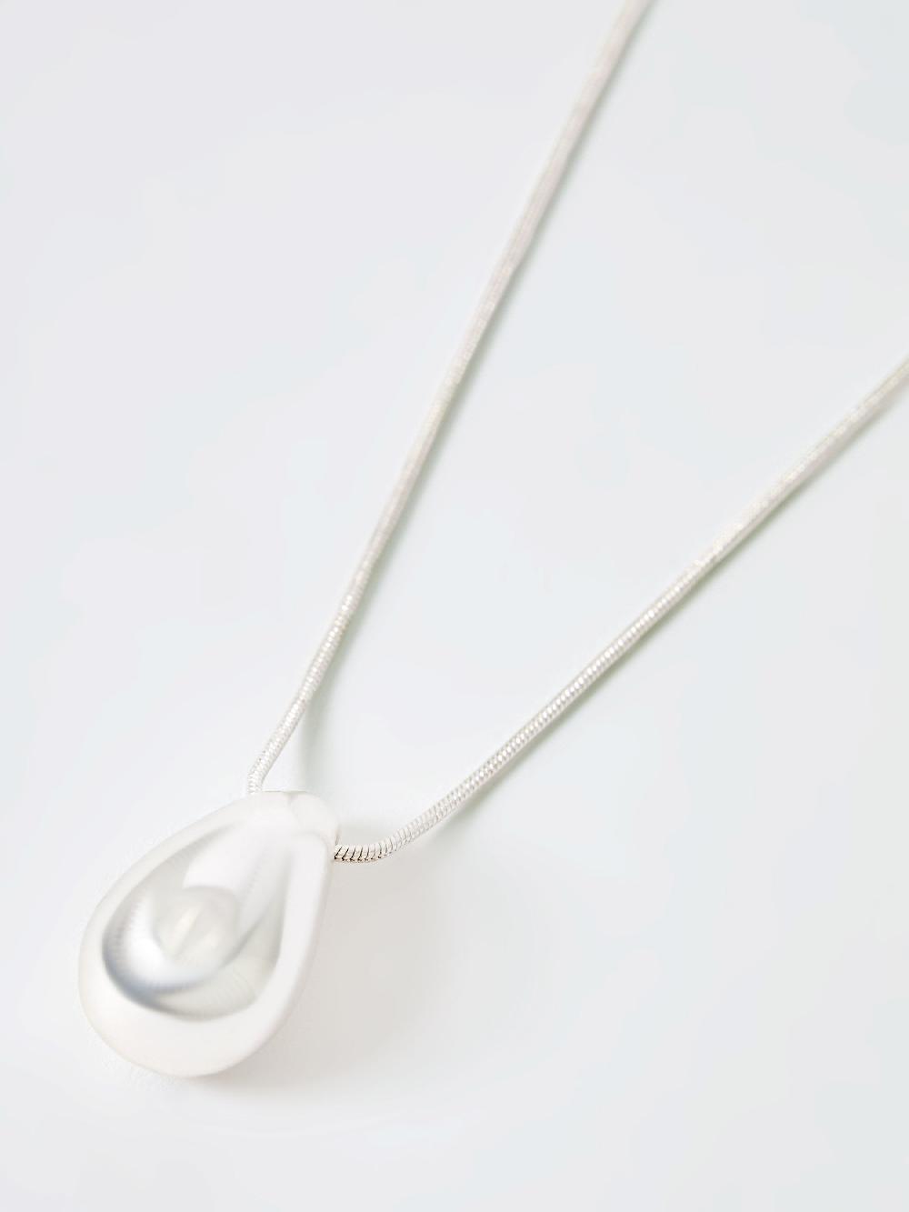 Fcuk Teardrop Pendant Necklace Silver