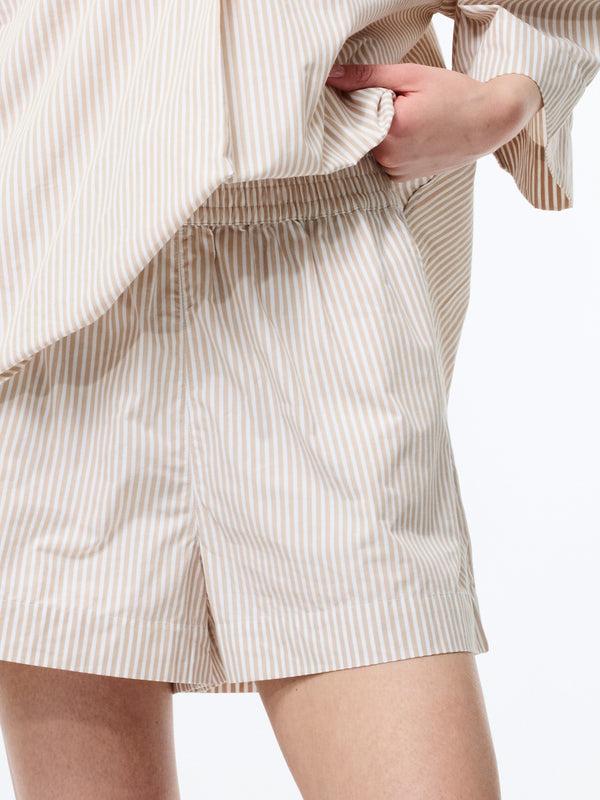 Fcuk Rhodes Poplin Stripe Pull-On Shorts Incense/Porcelain Cr